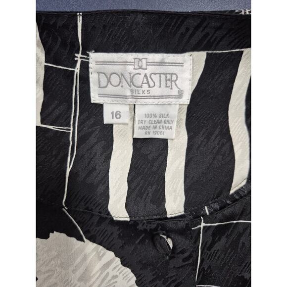 VTG DONCASTER 100% Silk Skirt/Blouse Set Black & White Sz 16 NWOT - Picture 8 of 9